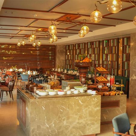 Radisson Hotel Vrindāvan Extérieur photo