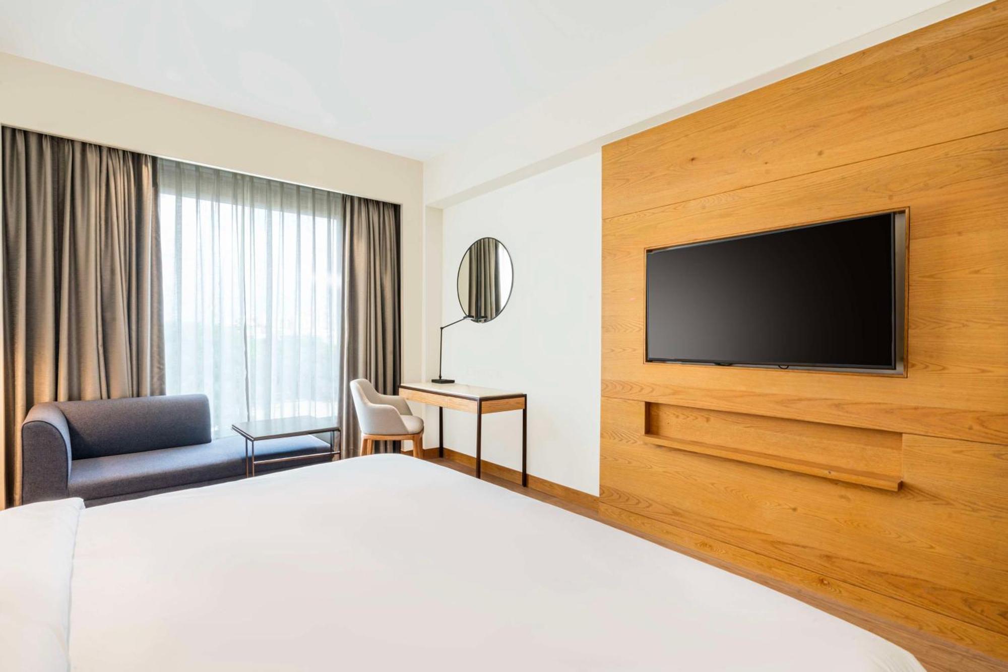 Radisson Hotel Vrindāvan Extérieur photo