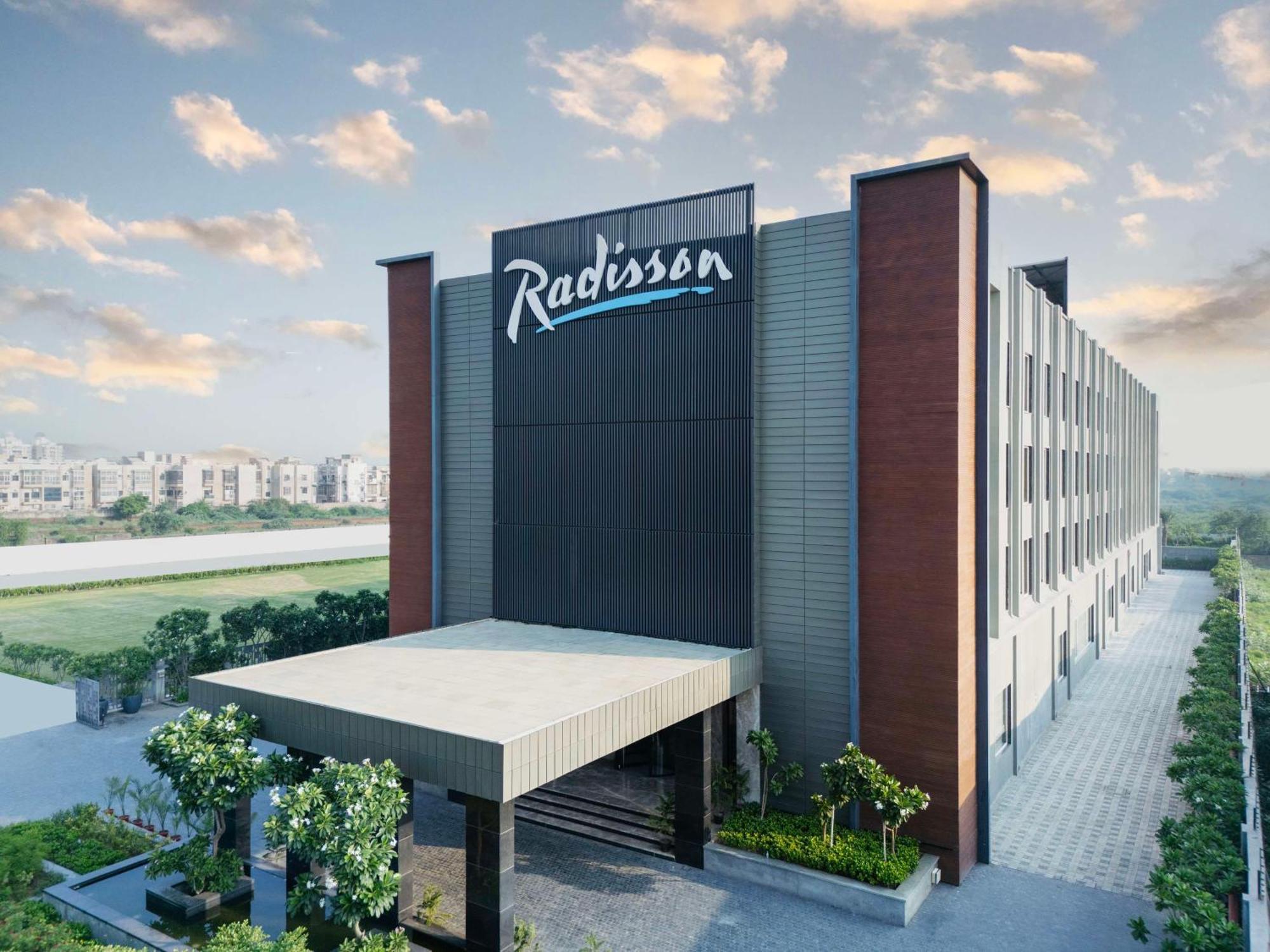 Radisson Hotel Vrindāvan Extérieur photo